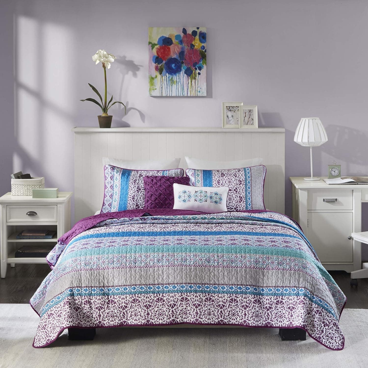 Intelligent Design Joni Reversible Cozy Quilt Set Casual Boho Design All Season Coverlet Bedspread, Matching Shams, Decorative Pillow, Full/Queen, Purple 5 Piece
