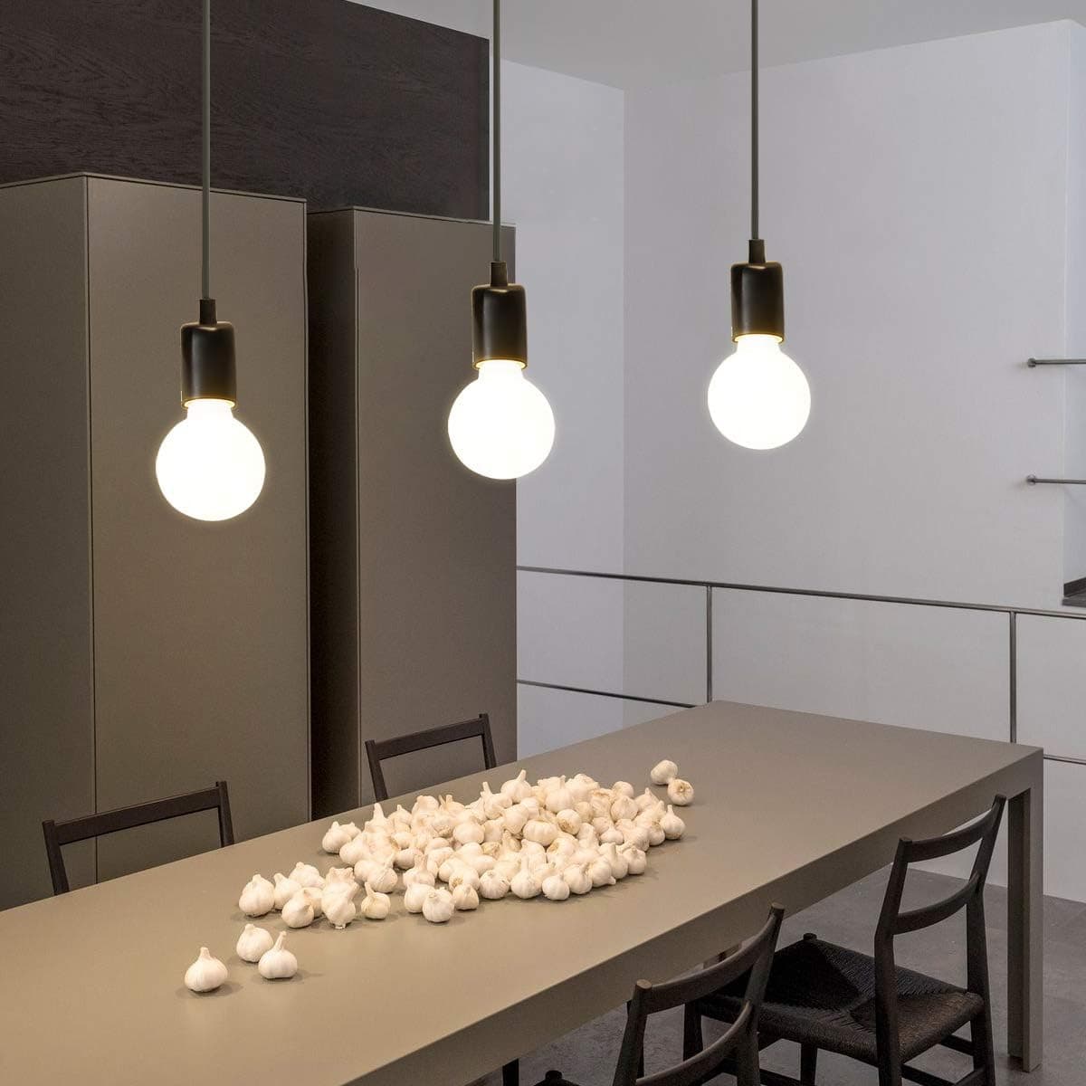 Chandelier Pendant Lamp Vintage Hanging Lamp Black Industrial Light Fixture for Kitchen E26 Edison Bulb Max 60W Dining Room Lamps Deco Living Room Retro Light Fixture
