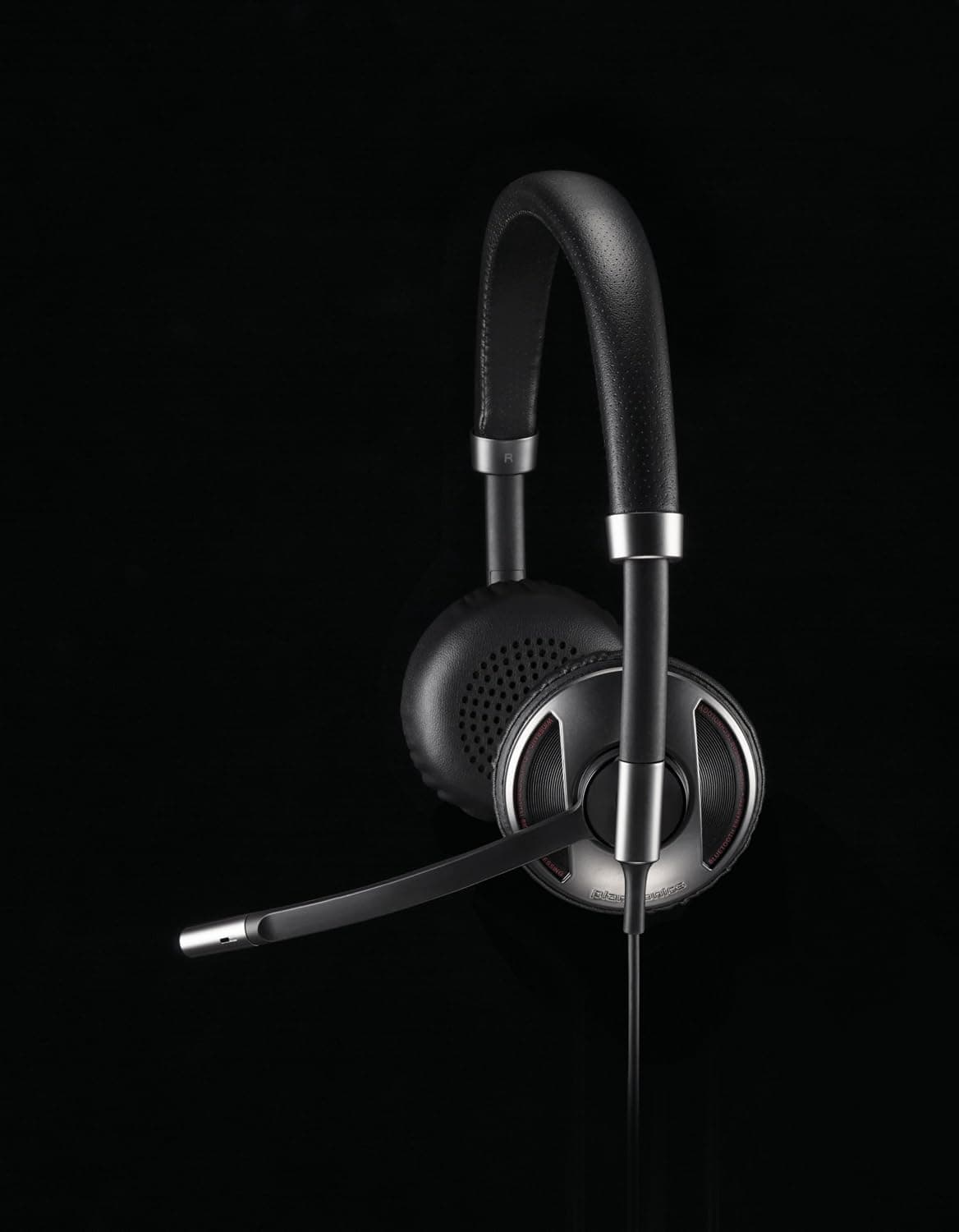 Plantronics Blackwire C720 Wired Headset - Retail Packaging - Black (Renewed)