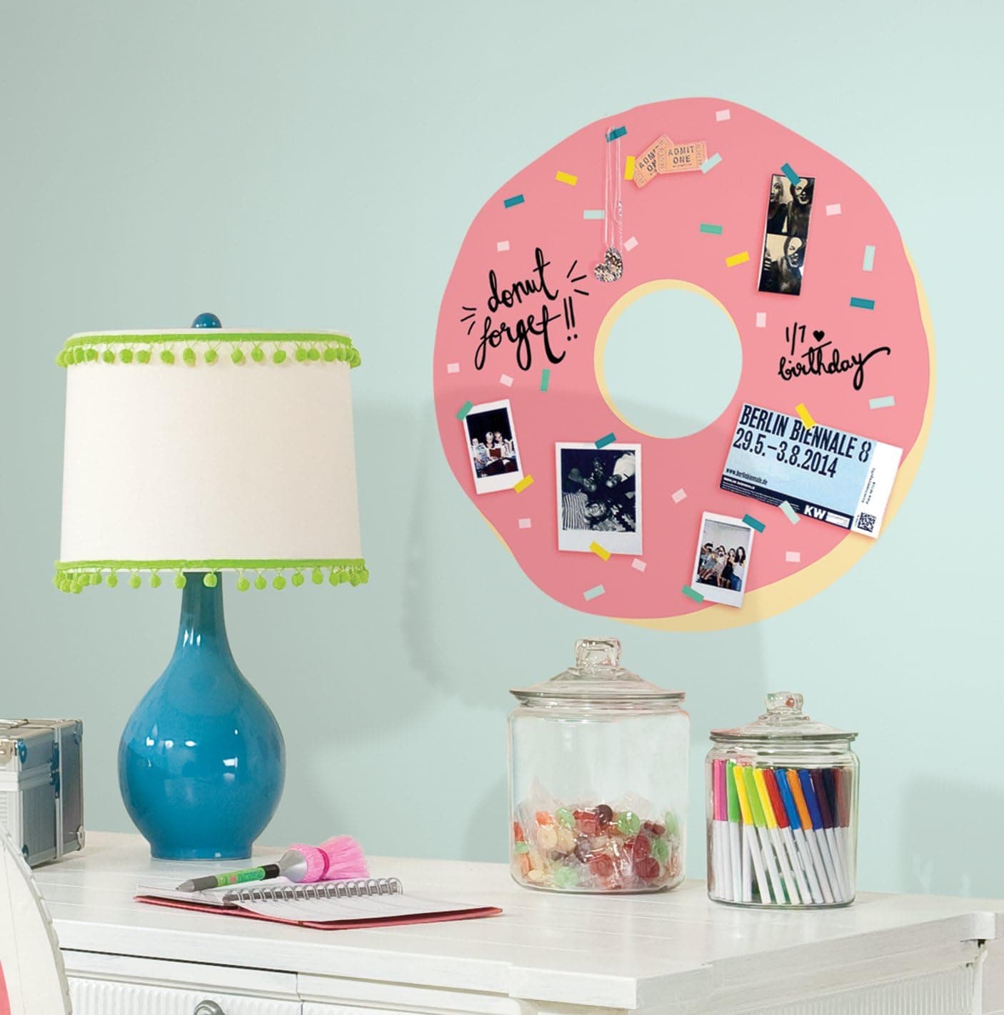 RoomMates RMK2794GM Doughnut with Sprinkles Peel and Stick Giant Wall Decals