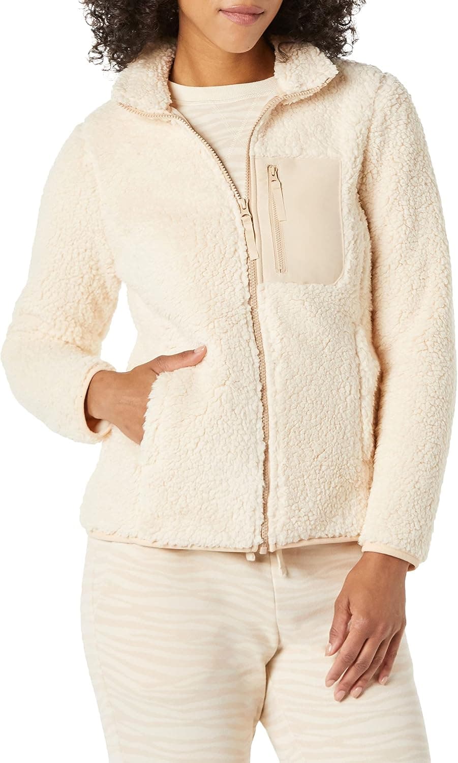 Amazon Essentials Women's Sherpa Long-Sleeve Mock Neck Full-Zip Jacket with Woven Trim (Available in Plus Size)