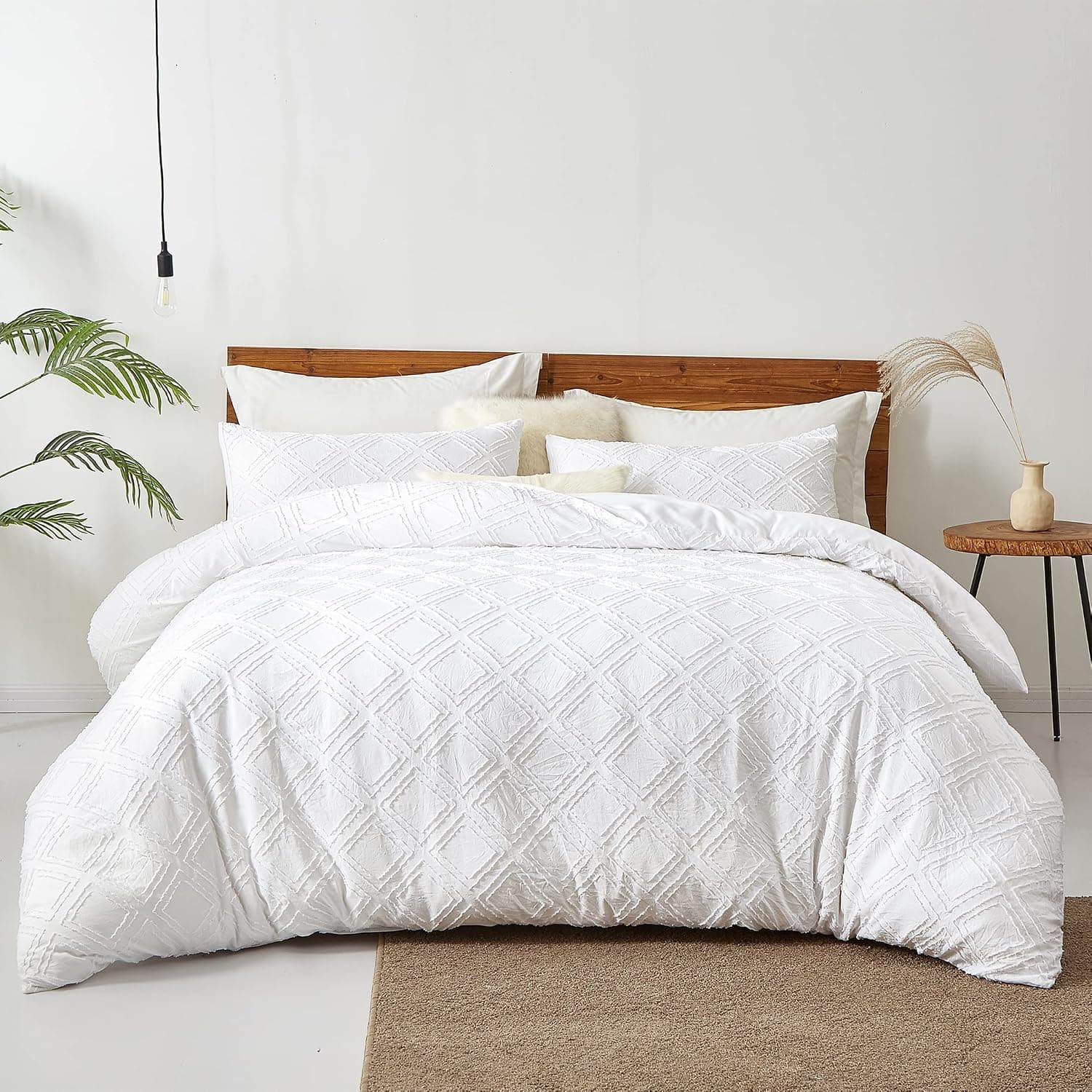 LAMEJOR Duvet Cover Set Queen Size White Geometric Embroidery Shabby Chic Bedding Set Comforter Cover (1 Duvet Cover+2 Pillowcases)