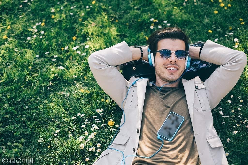 Ammsia Over Ear Wireless Bluetooth Headphones with Mic, Foldable Hi-Fi Stereo Headphones On Ear with Deep Bass, 40 Hours Play Time, Bluetooth/ Wired Headset for Cell Phone PC TV Android Travel Work