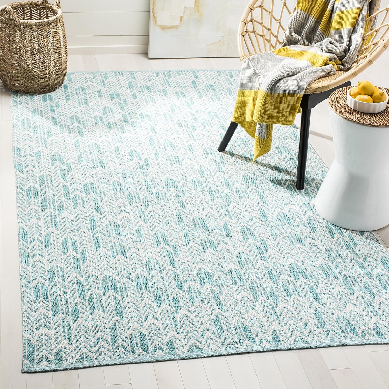 SAFAVIEH Montauk Collection 8' x 10' Aqua / Ivory MTK609H Handmade Cotton Area Rug