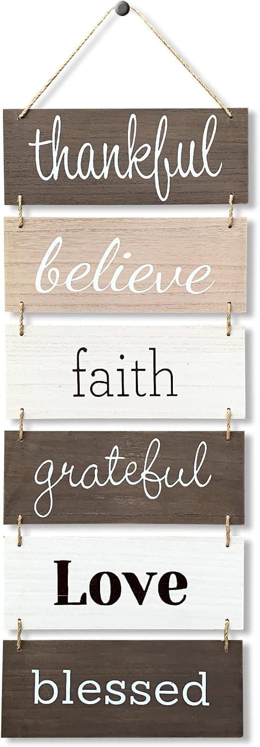 Hanging Family Signs Wall Decor - Welcome Vertical Wall Art Decorations, Rustic Home Farmhouse Decor Living Room, Bedroom, Family, Dining, and Kitchen, Signs for House, Rustic Decorations for Home
