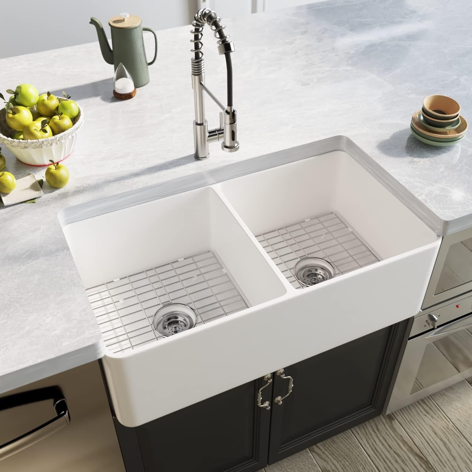 Double Bowl Kitchen Sinks, DeerValley DV-1K503 Nova 33" L x 18" W Fireclay Farmhouse Sink, Reversible Apron Front White Kitchen Sinks