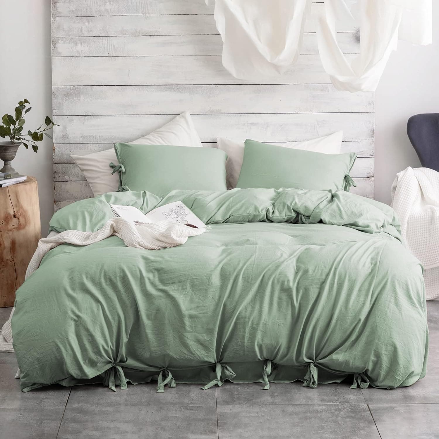 Argstar 3 Pieces Sage Green Bowknot Duvet Cover California King Size, 100% Washed Microfiber Bow Ties Bedding Comforter Cover, Soft and Easy Care Duvet Cover Set(1 Sage Duvet Cover, 2 Pillow Shams)