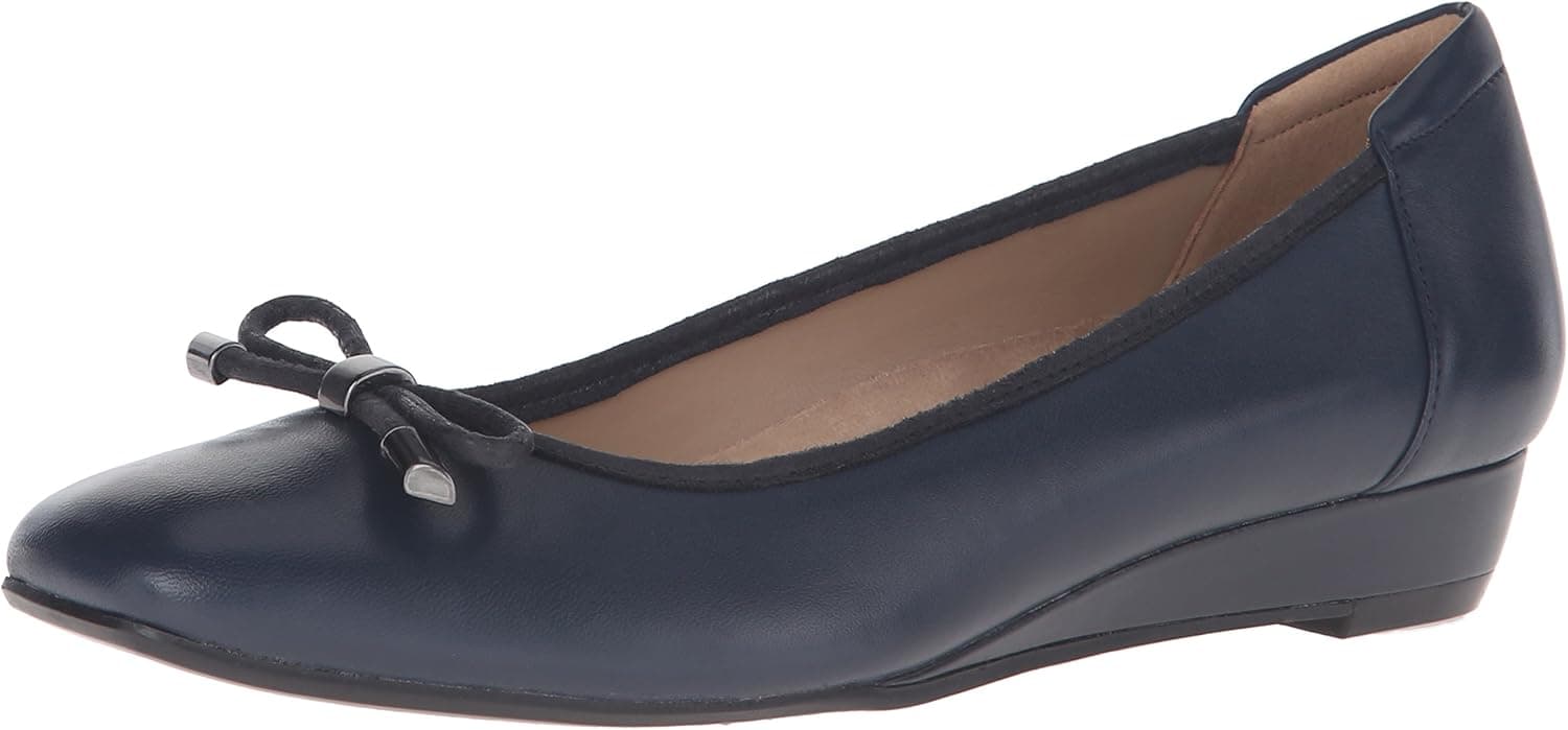 Naturalizer Women's Dove Wedge Pump