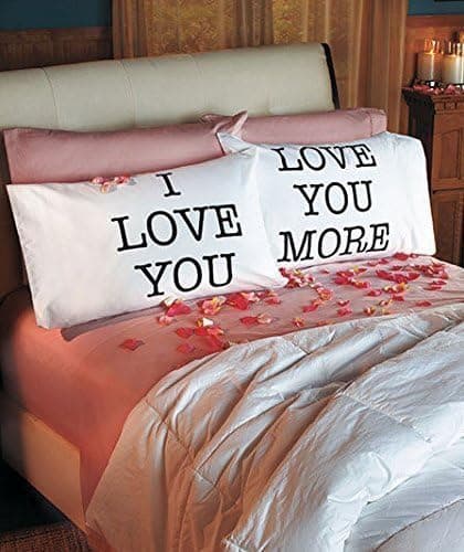 One Pair MR and MRS Couples Pillowcases Romantic Valentine's Day Gift for Couples,Anniversary Valentines Day Gifts (I Love U, 20"x30")