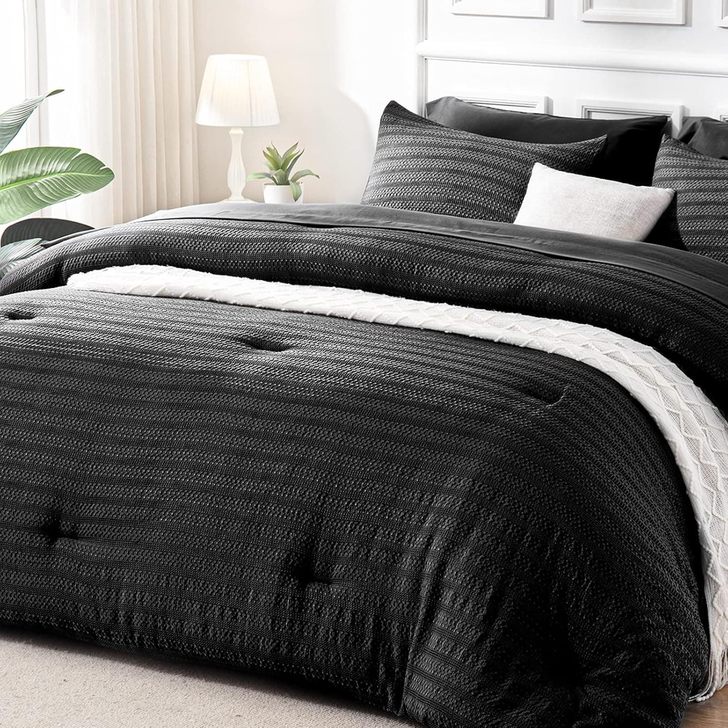 Newspin Queen Bed in a Bag - Black Waffle Bedding Comforter Set for All Seasons, 7 Pieces Down Alternative Comforter Set with Comforter, Pillowcases, Flat Sheet, Fitted Sheet, Pillow Shams