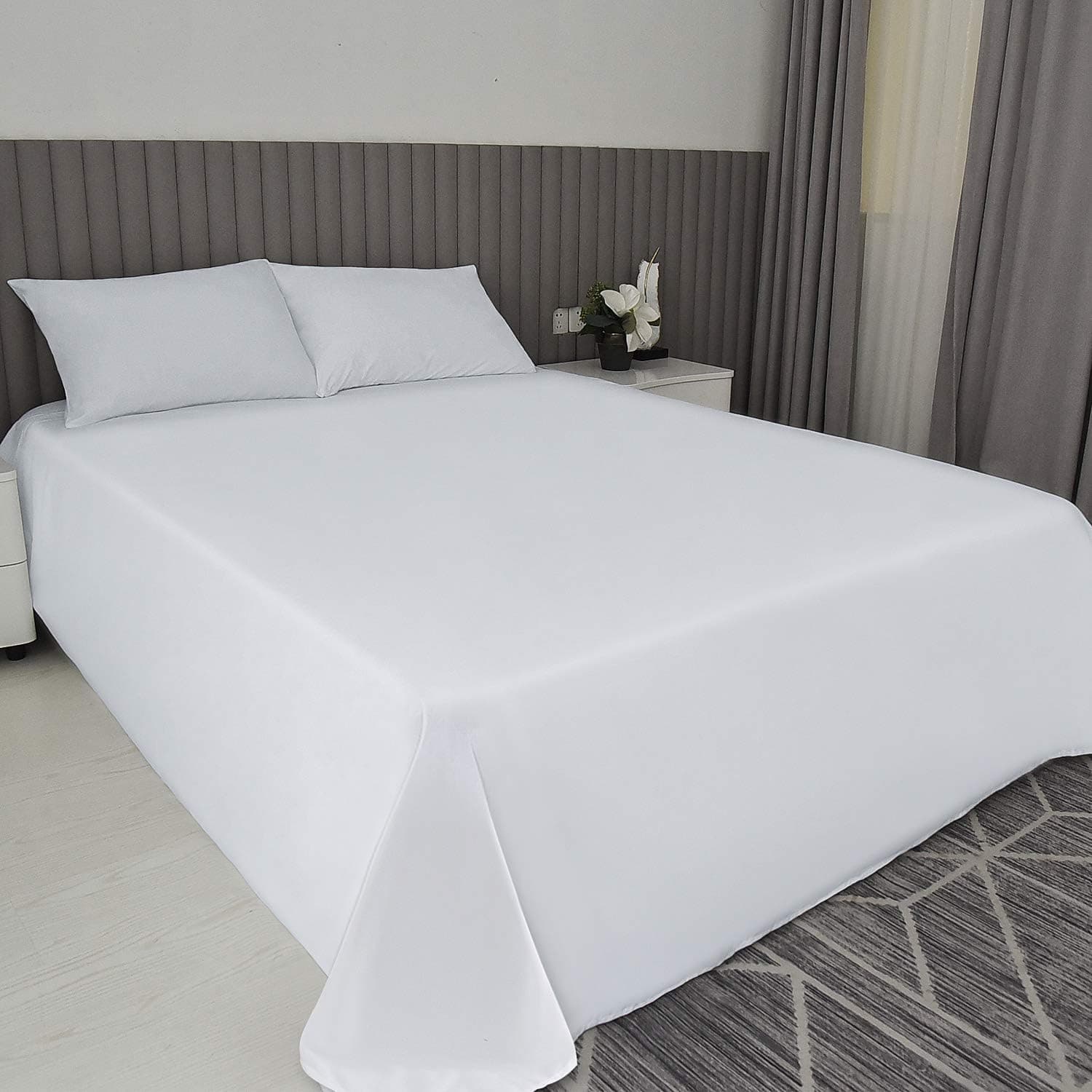 Full Size Bedding Flat Sheet Only, Cok White Flat Sheet Full, Ultra Soft Polyester Microfiber Bed Sheet, Extra Breathable and Cooling Sheet, Hypoallergenic and Comfortable Top Sheet, 1 Pack