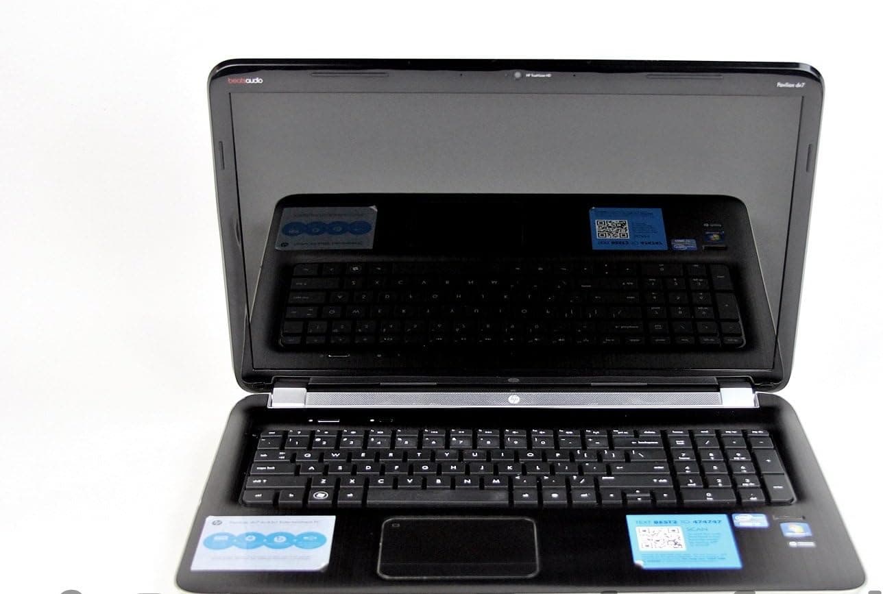 HP Pavilion dv7t Quad Edition 17.3" Laptop - 2nd generation Intel Quad Core i7-2670QM (2.2 GHz) / 1GB GDDR5 Radeon 7470M Graphics / 8GB DDR3 System Memory / 750GB 5400RPM Hard Drive / Blu-ray player & SuperMulti DVD burner / Beats Audio / 2 USB 3.0 / dark umber