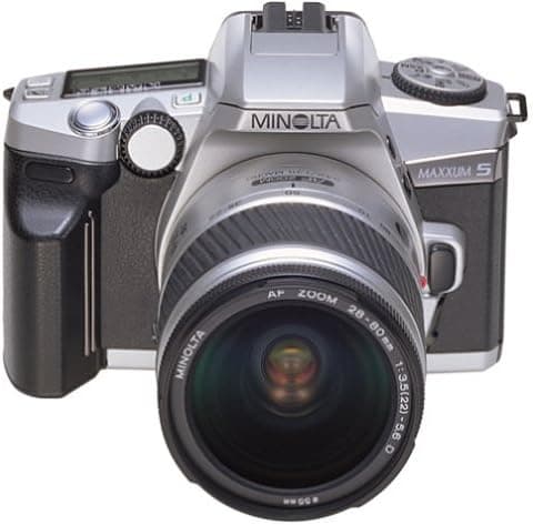 Minolta Maxxum 5 35mm SLR Quartz Date Kit with 28-80mm Zoom Lens