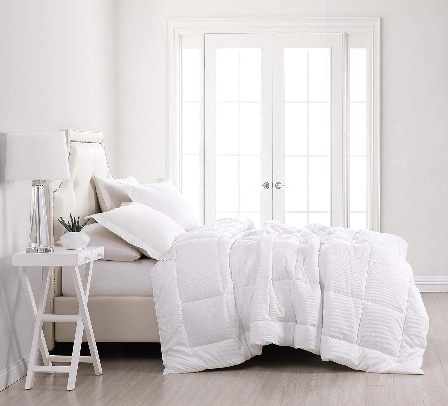 Truly Soft Everyday Truly Soft Seersucker Comforter Full and Queen, White