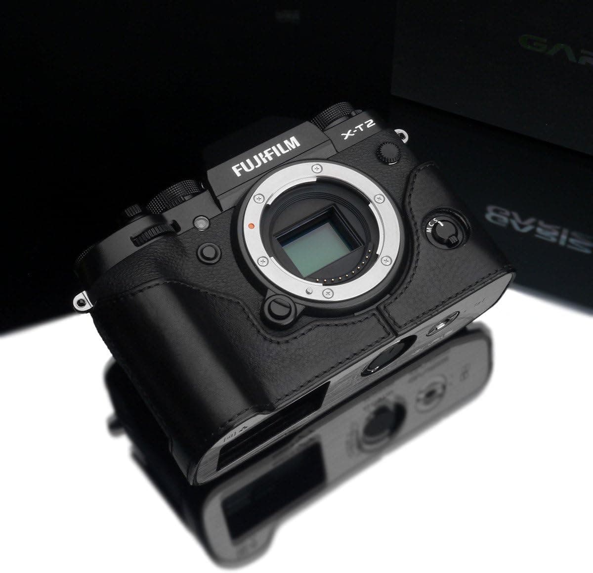 Gariz XS-CHXT2BK Genuine Leather Camera Metal Half Case for Fuji Fujifilm X-T2 XT2 / XT3, Black