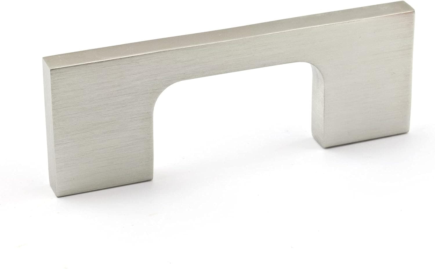 Richelieu Hardware BP72064195 Aversa Collection 2 17/32 in (64 mm) Center-to-Center, Contemporary Cabinet Pull, Brushed Nickel