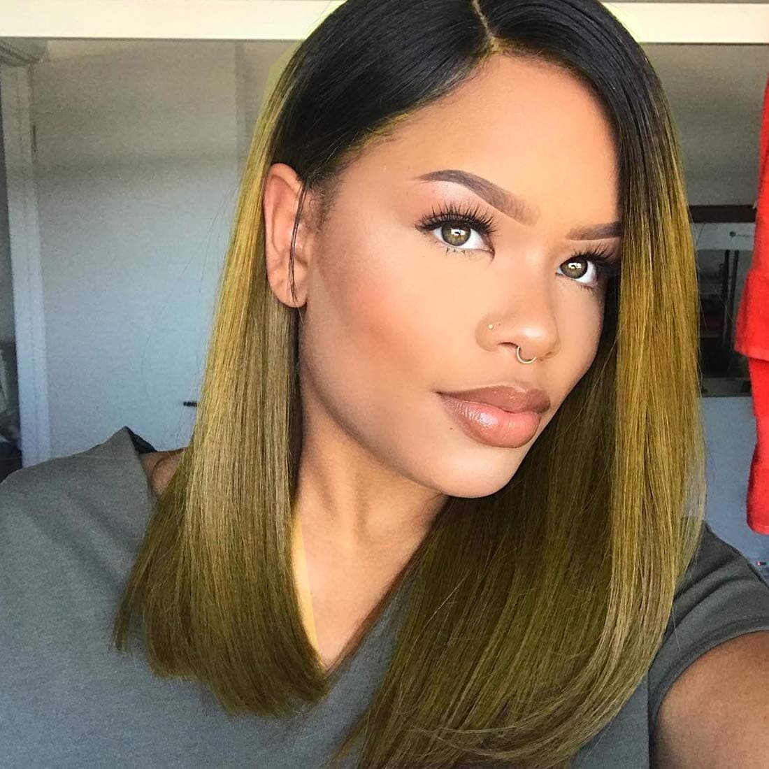 YIROO Synthetic Lace Front Bob Wig, Ombre Blonde Right Side Part Natural Hairline Medium Shoulder Length Wig for Women (12 inch, OT4/27)