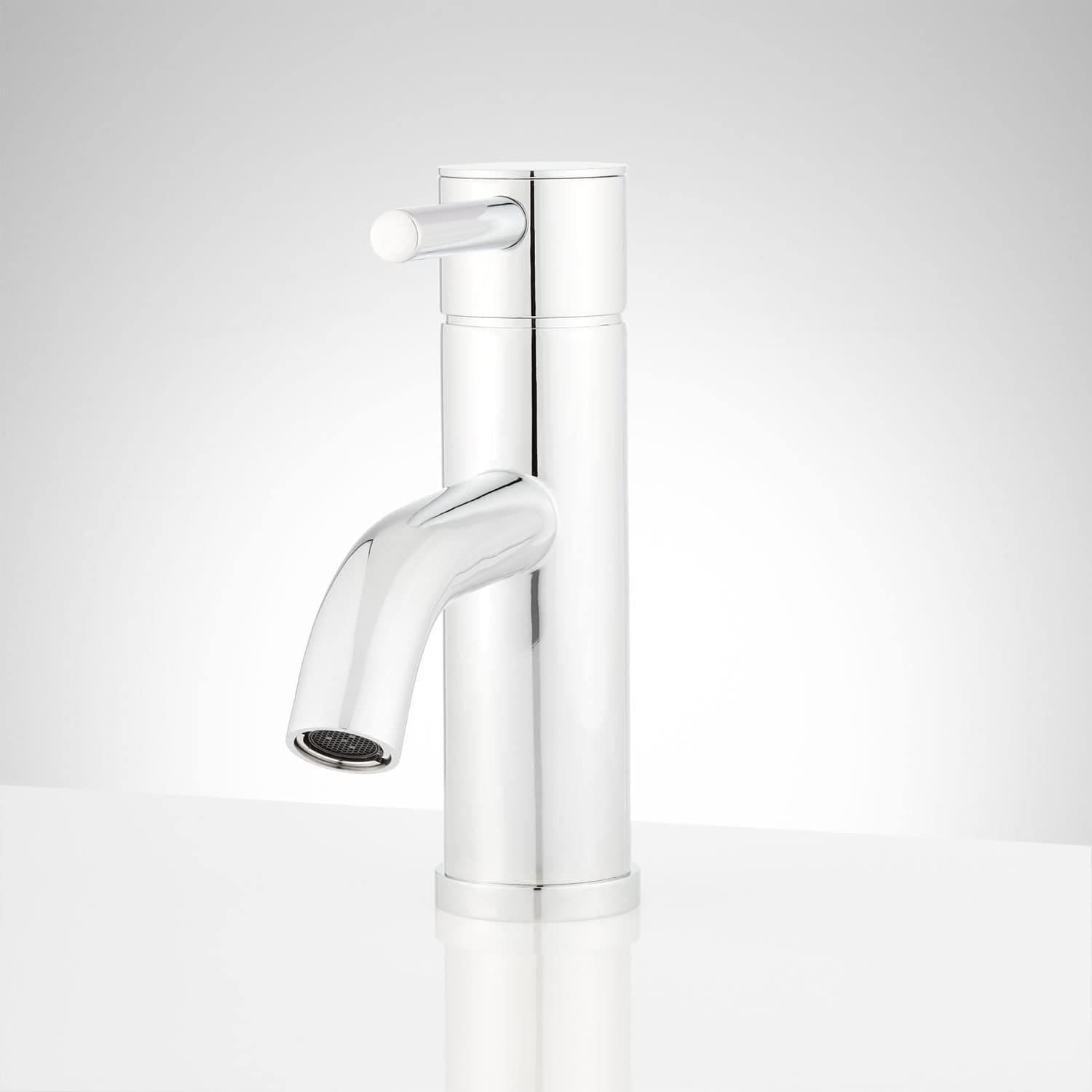 Signature Hardware 447844 Edenton 1.2 GPM Single Hole Bathroom Faucet with Pop-Up Drain Assembly