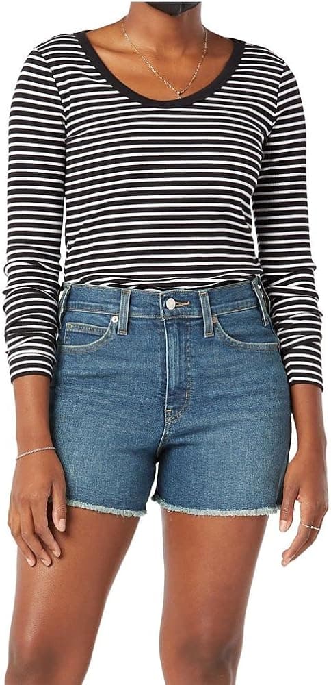 Signature by Levi Strauss & Co. Gold Label Women's Heritage High Rise 3" Shorts (Standard and Plus)