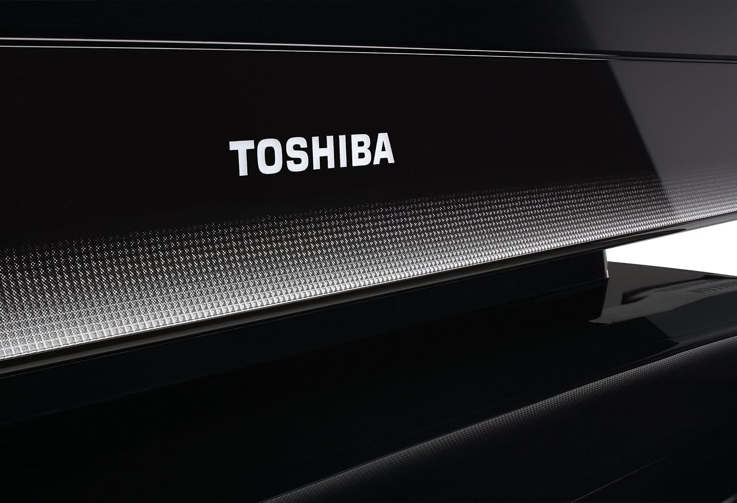 Toshiba REGZA 52XV645U 52-Inch 1080p 120Hz LCD HDTV, Black