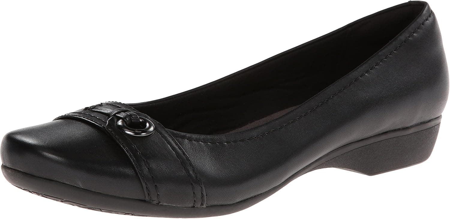 Clarks Women's Propose Spire Flat