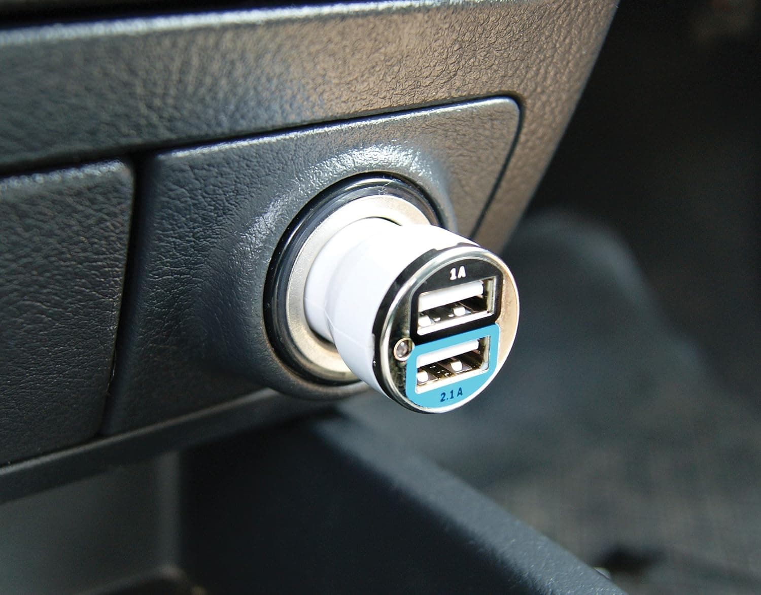 ust Auto Volt XL Adapter, Red