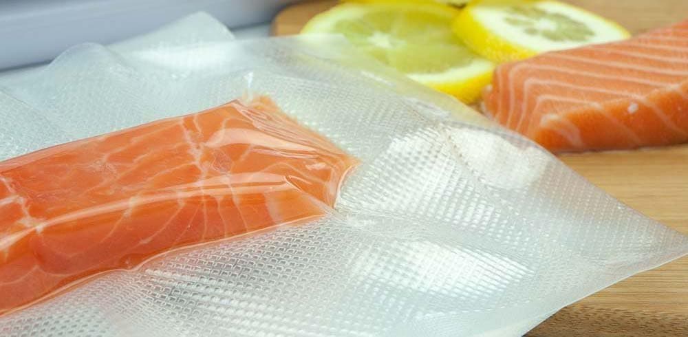 200 Pint Sized Pre-Cut Vacuum Seal Food Storage Bags. For use in all home vacuum sealing systems including FoodSaver. By EZVac. Great for Sous Vide.