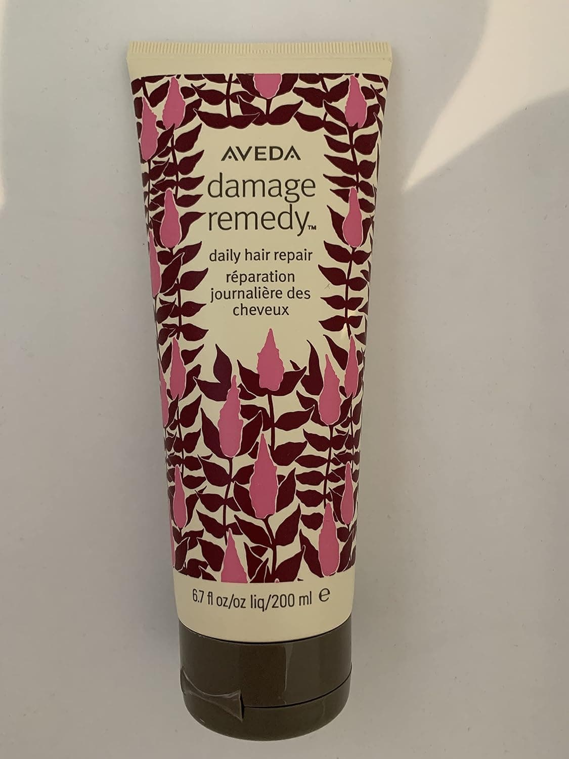 Aveda limited-edition damage remedy daily hair repair 6.7oz /200ml