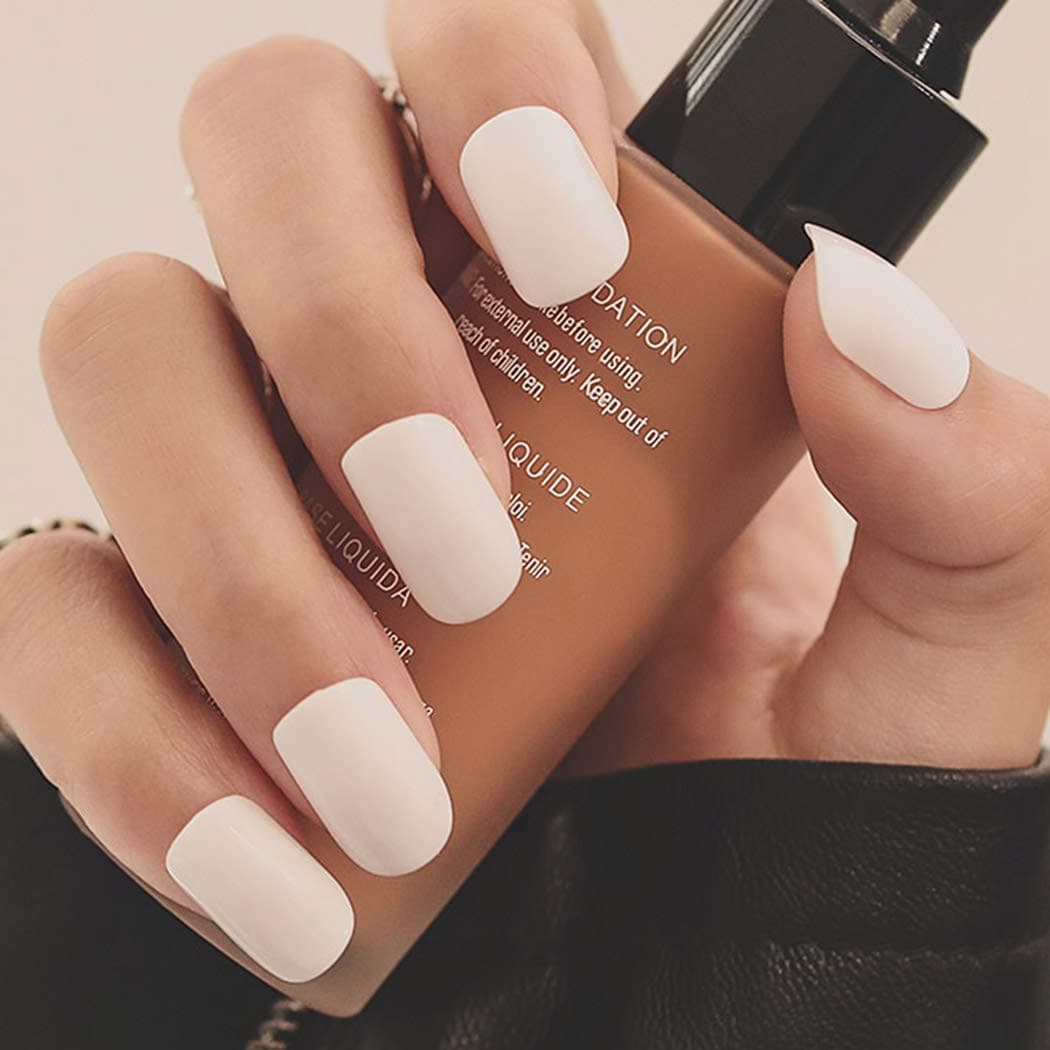 Evazen Press on Nails Square Glossy White Short False Nails Pure Color Nail Artificial Fake Nails Daily for Women and Girls (Pack of 24)