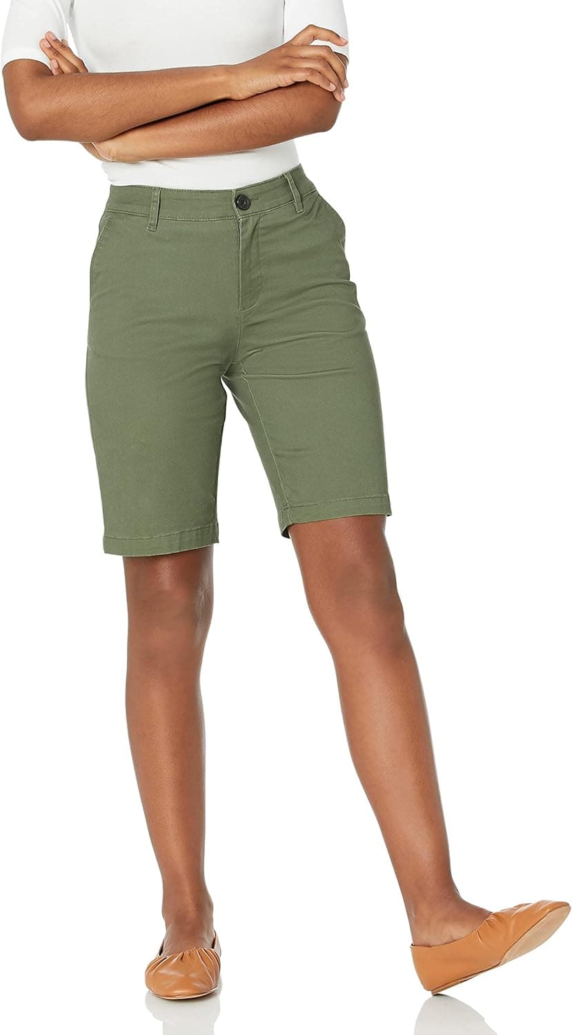 Amazon Essentials Women's Mid-Rise Slim-Fit 10 Inch Inseam Bermuda Khaki Short