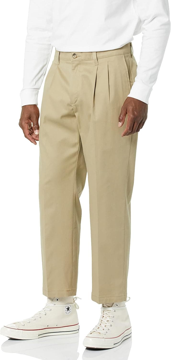 Lee Men's Total Freedom Stretch Relaxed Fit Pleated Front Pant
